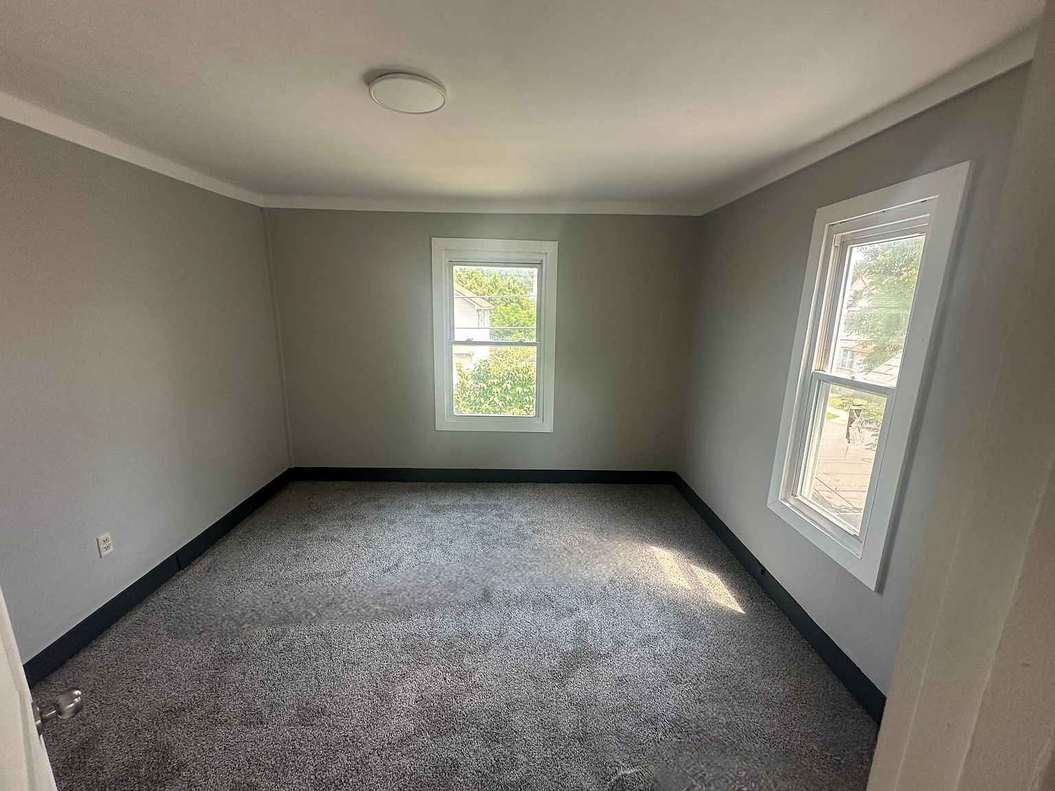 61 Thorp St - Photo 4