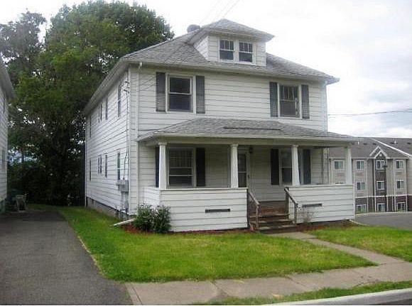 63 Adams St - Photo 2