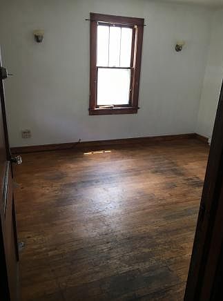 63 Adams St - Photo 4