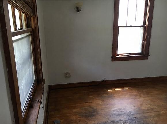 63 Adams St - Photo 5