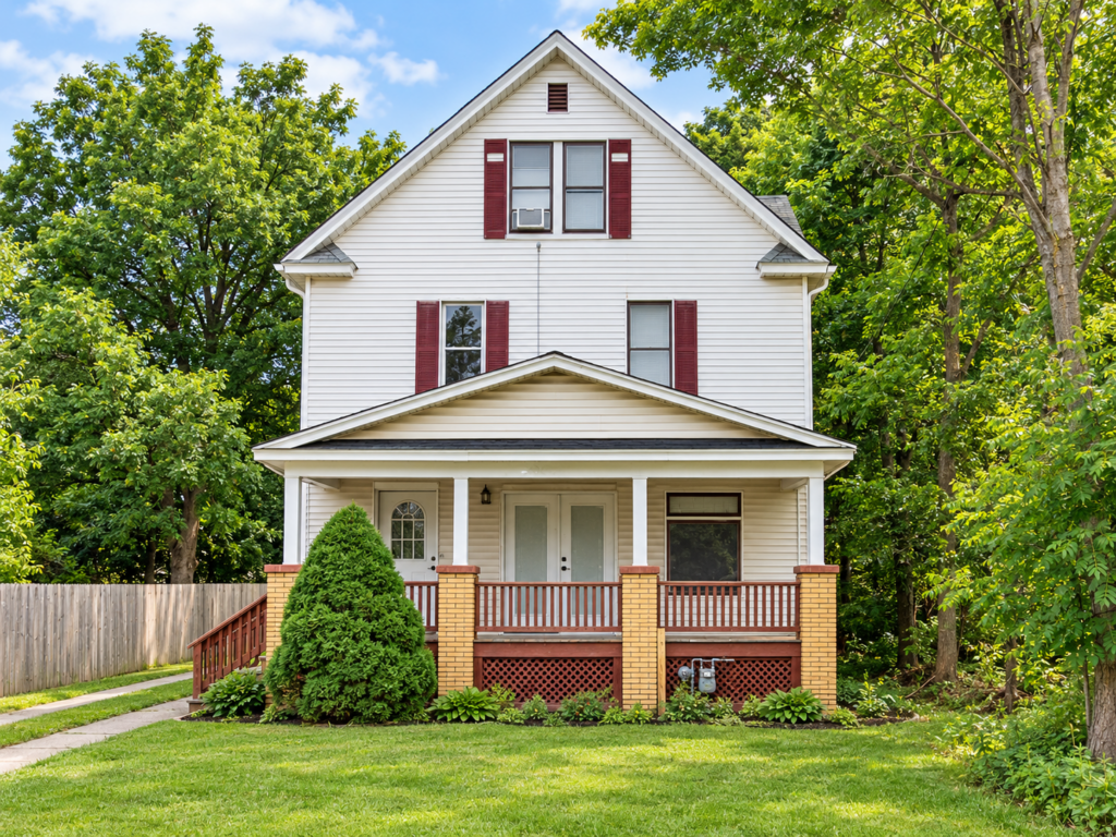 61 Floral Ave