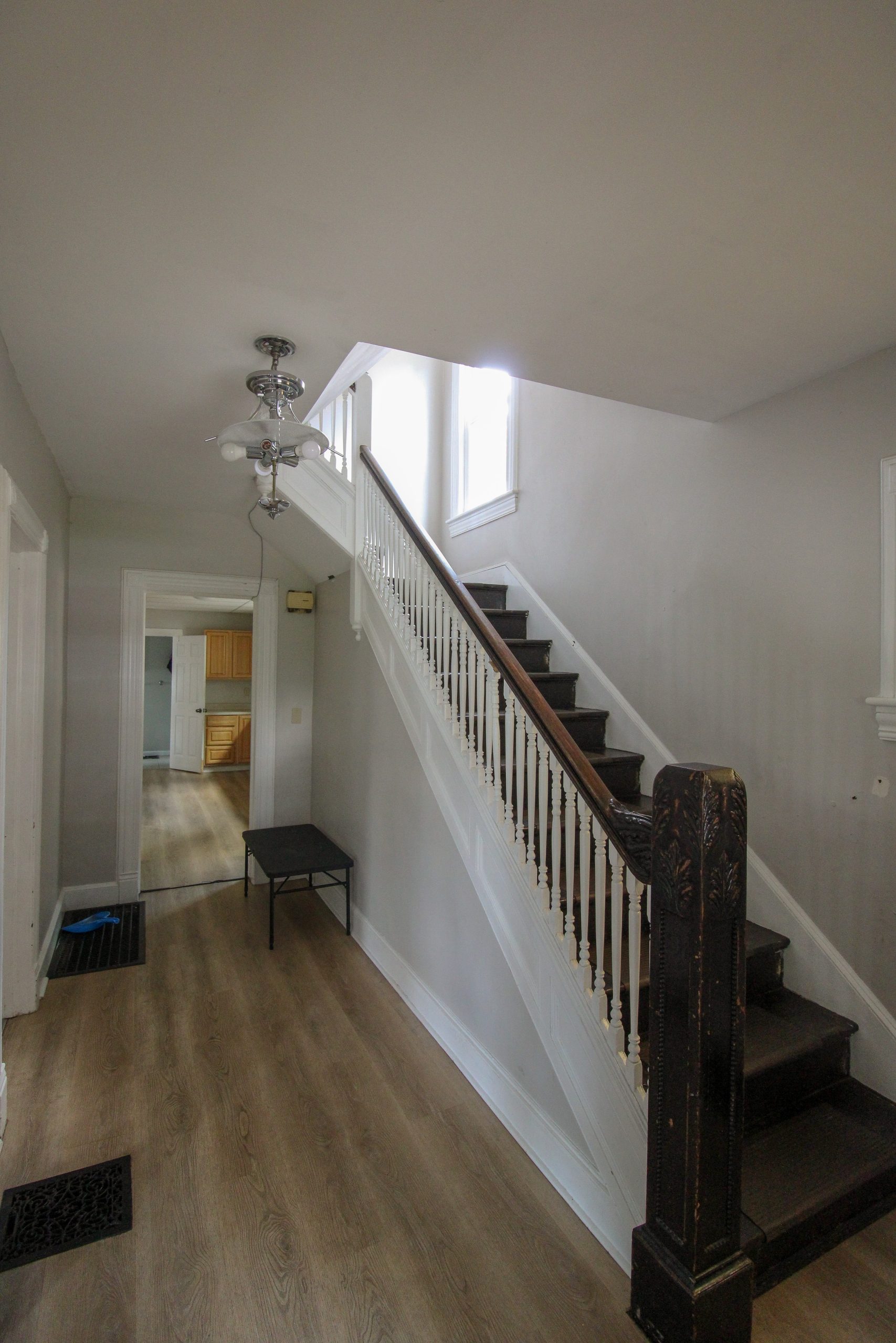 77 Chapin St - Photo 6