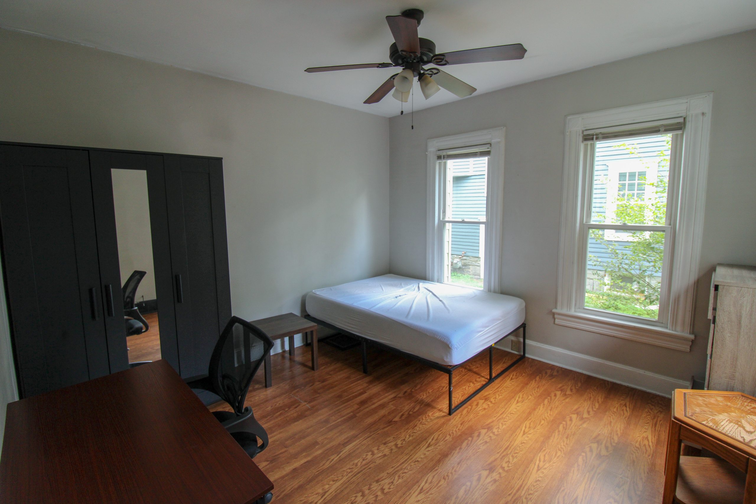 77 Chapin St - Photo 10