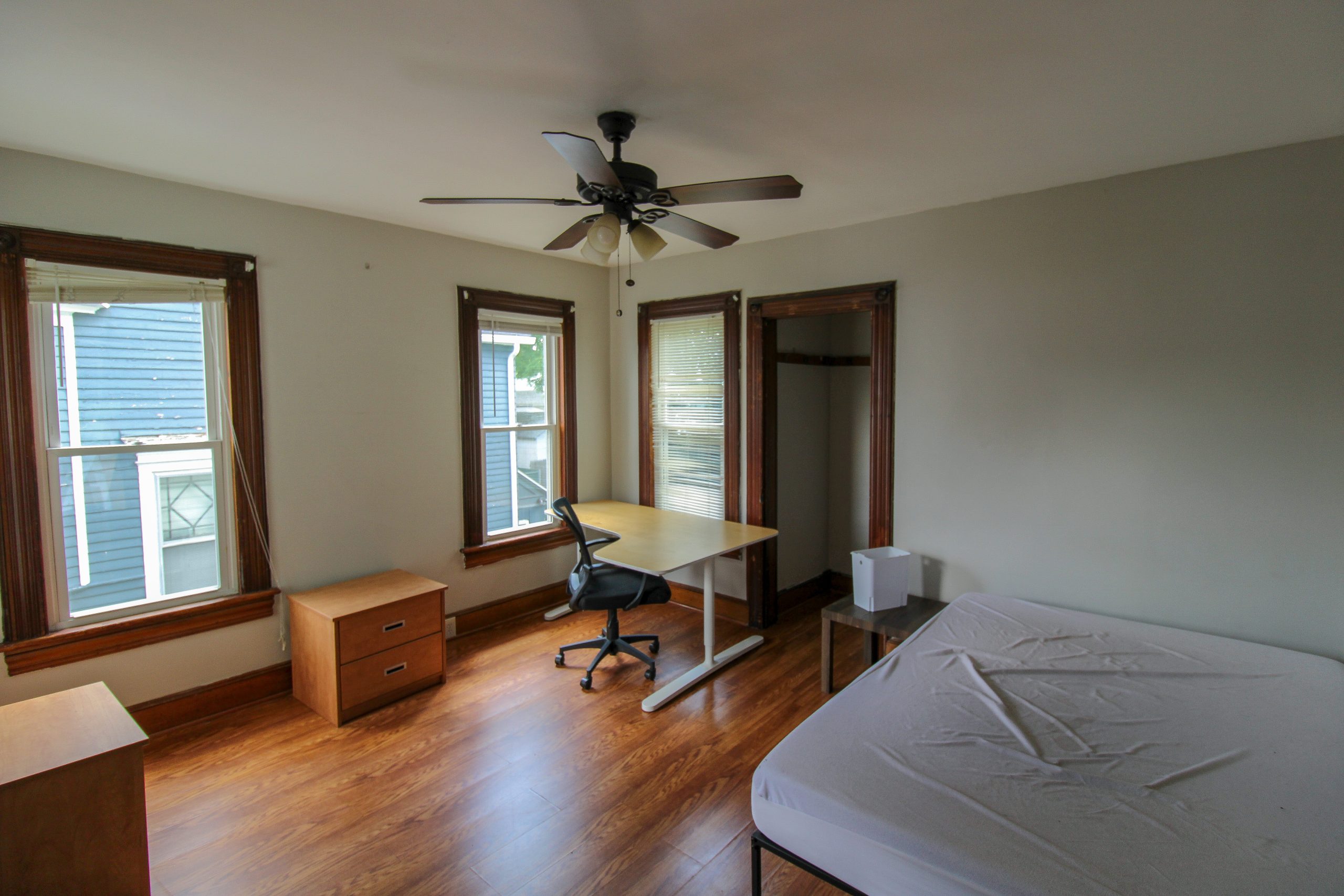 77 Chapin St - Photo 13