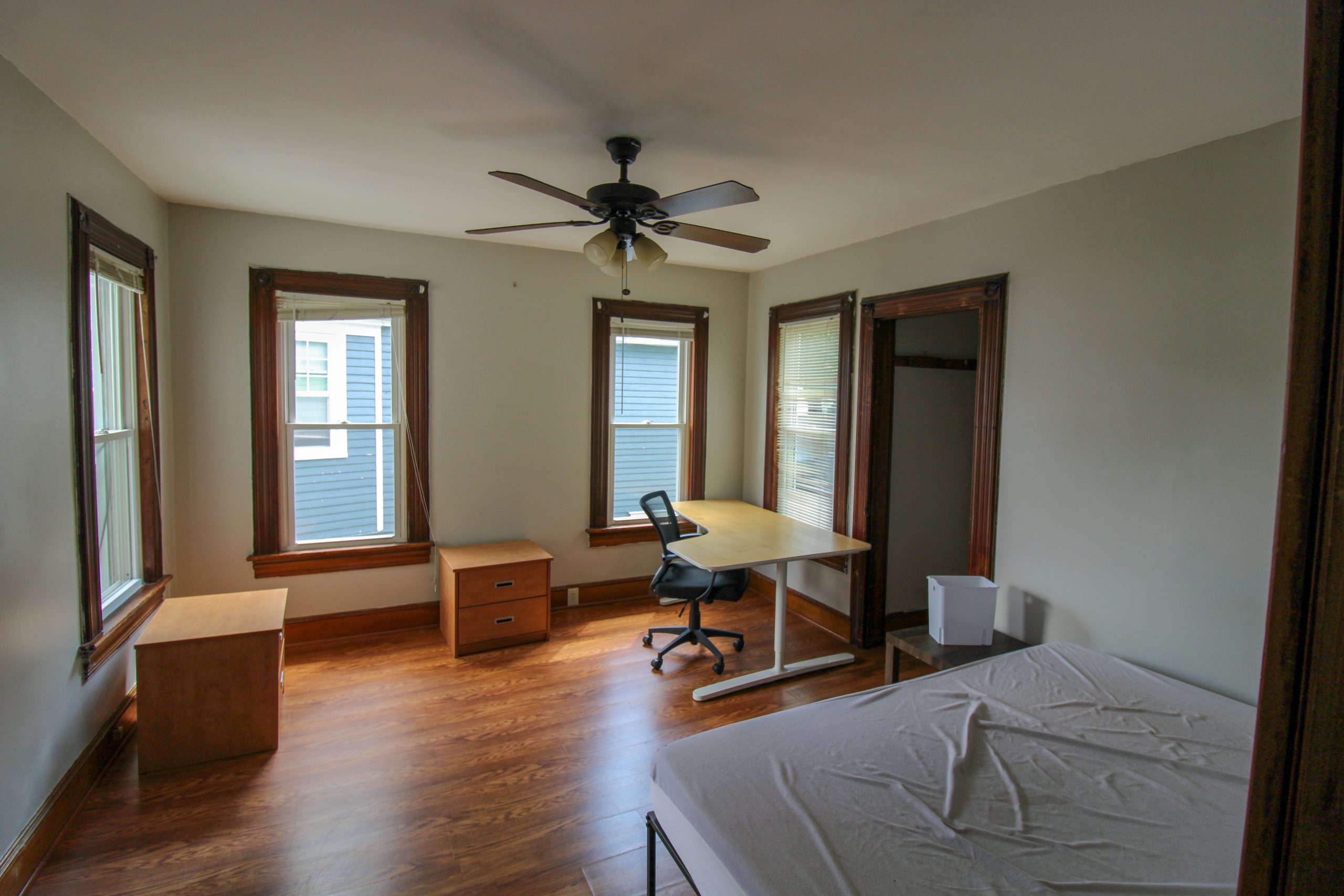 77 Chapin St - Photo 14
